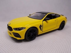 BMW M8 Competition Coupé 1:38 Kinsmart